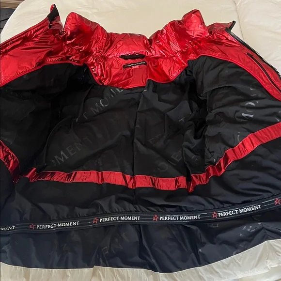 Perfect Moment Men’s Airview Duvet Red and White down Ski Jacket size L large - Picture 3 of 13